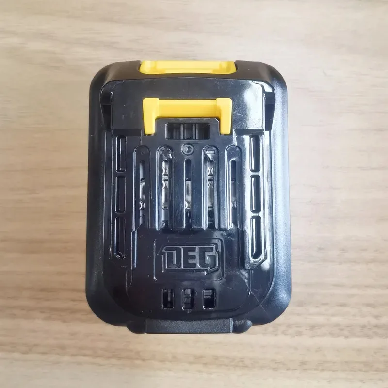 DEG 4D01-H12D، أداة تسوية تتضم - مراجعة Green Beam Laser Level 12 Line وسعره